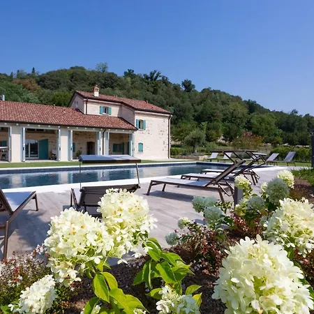 Casa Massaro Todeschini 4*